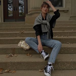 Zara Medium Wash Mom Jeans